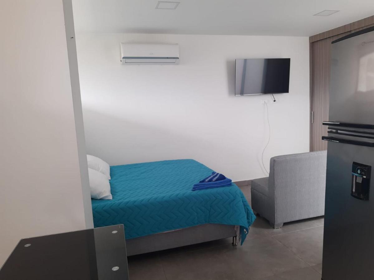 Camelot Apartahotel Медельїн Номер фото